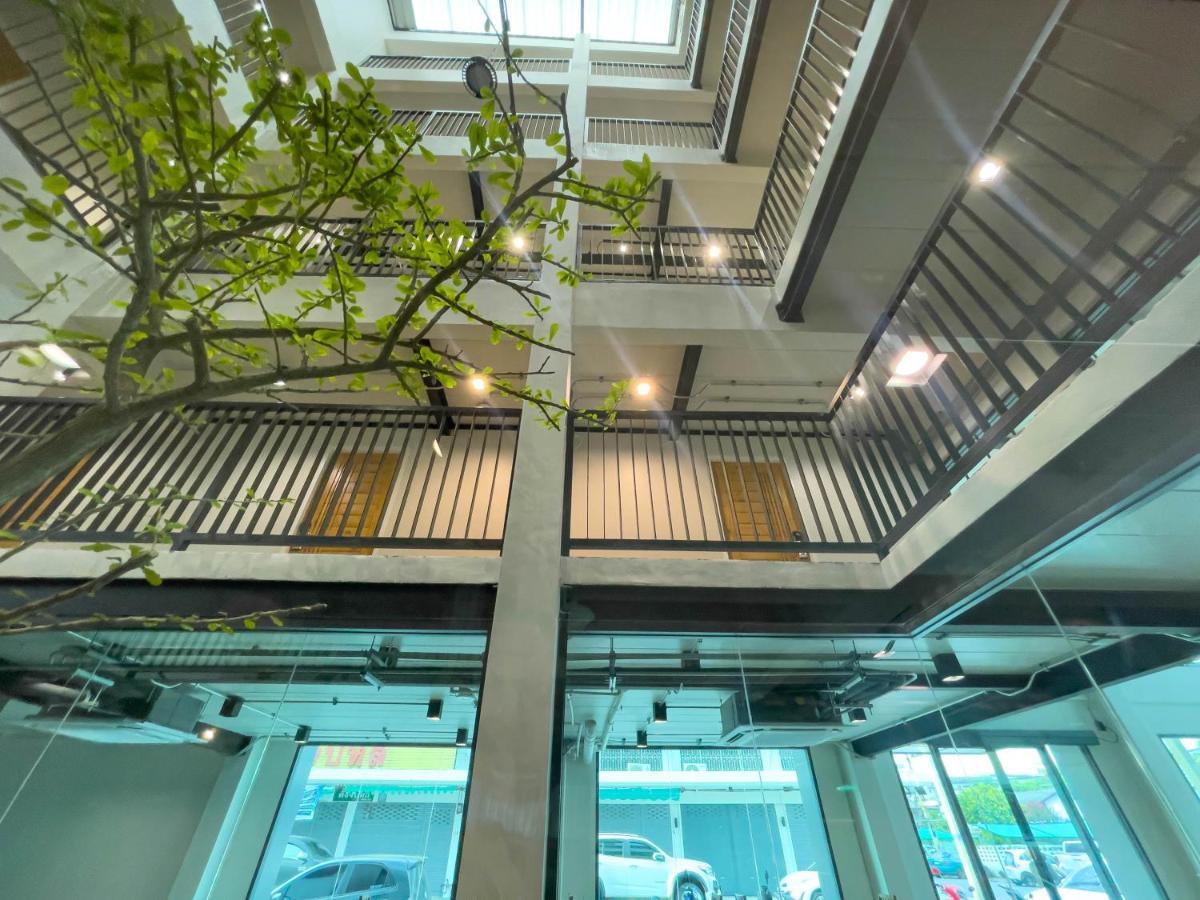 V1 Boutique Hotel กาญจนบุรี ภายนอก รูปภาพ