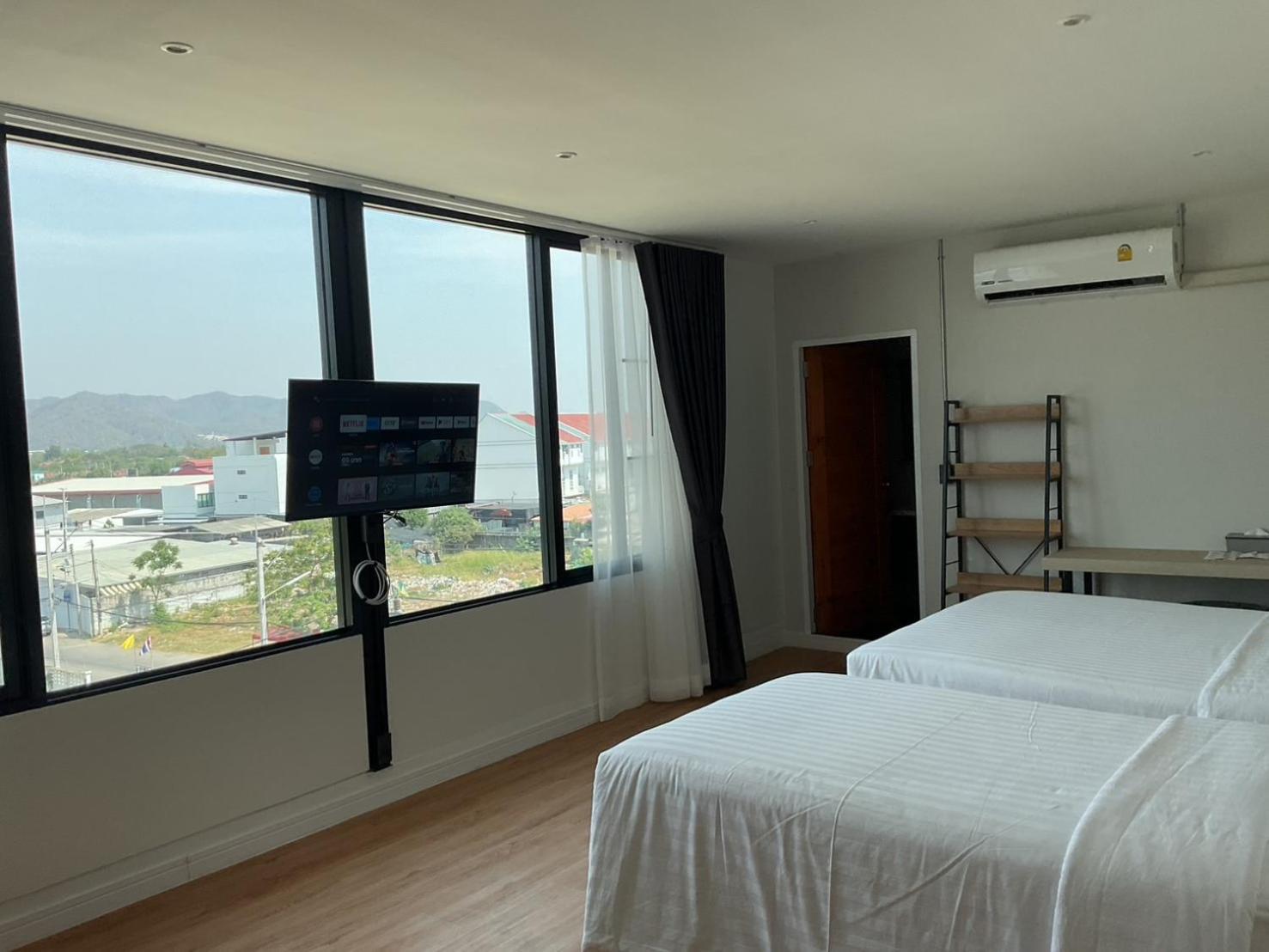 V1 Boutique Hotel กาญจนบุรี ภายนอก รูปภาพ