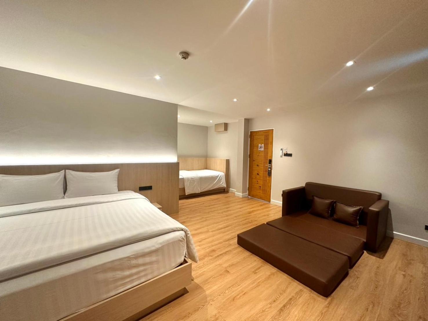 V1 Boutique Hotel กาญจนบุรี ภายนอก รูปภาพ