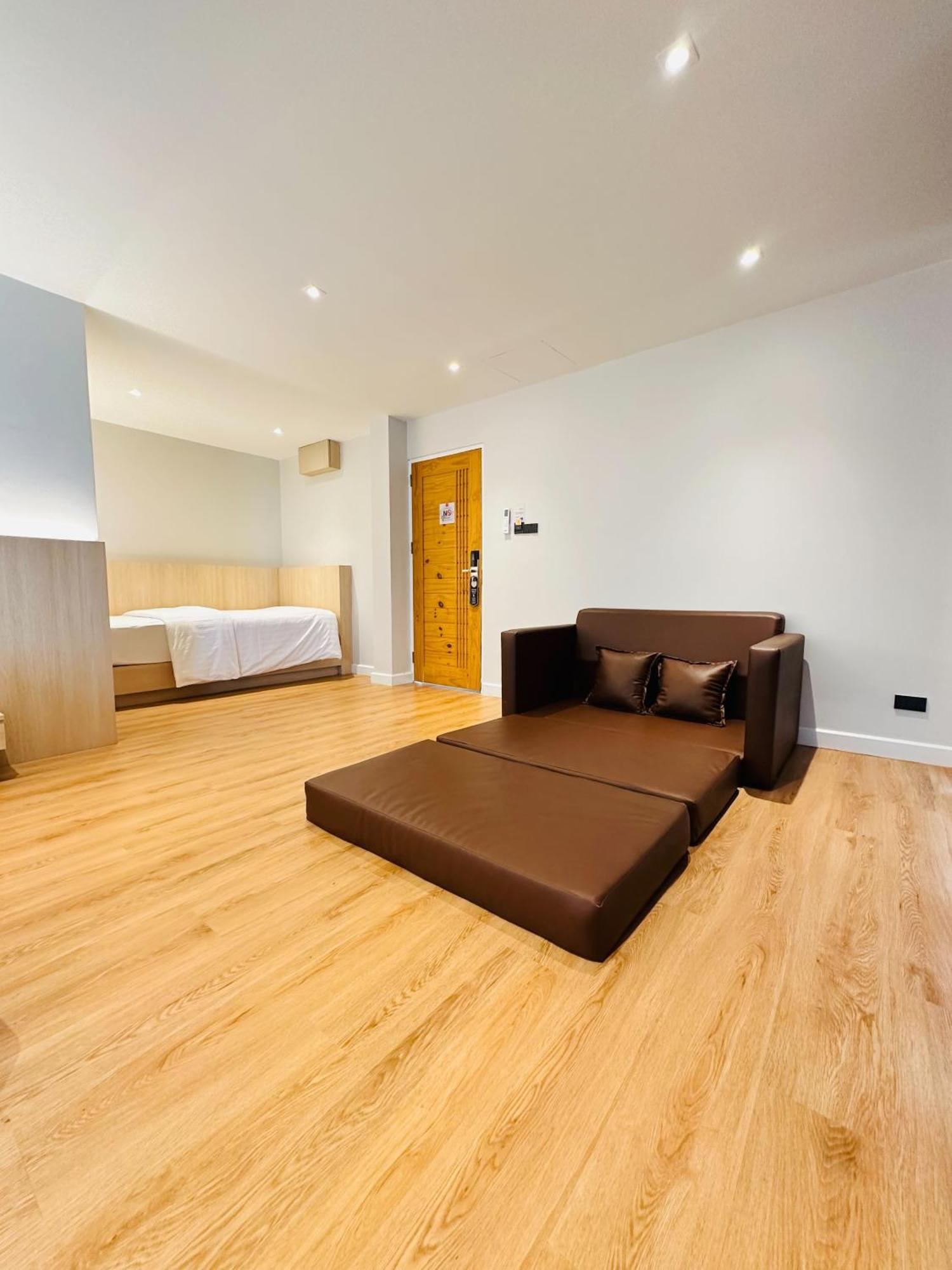 V1 Boutique Hotel กาญจนบุรี ภายนอก รูปภาพ
