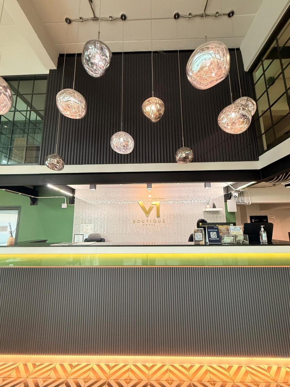 V1 Boutique Hotel กาญจนบุรี ภายนอก รูปภาพ